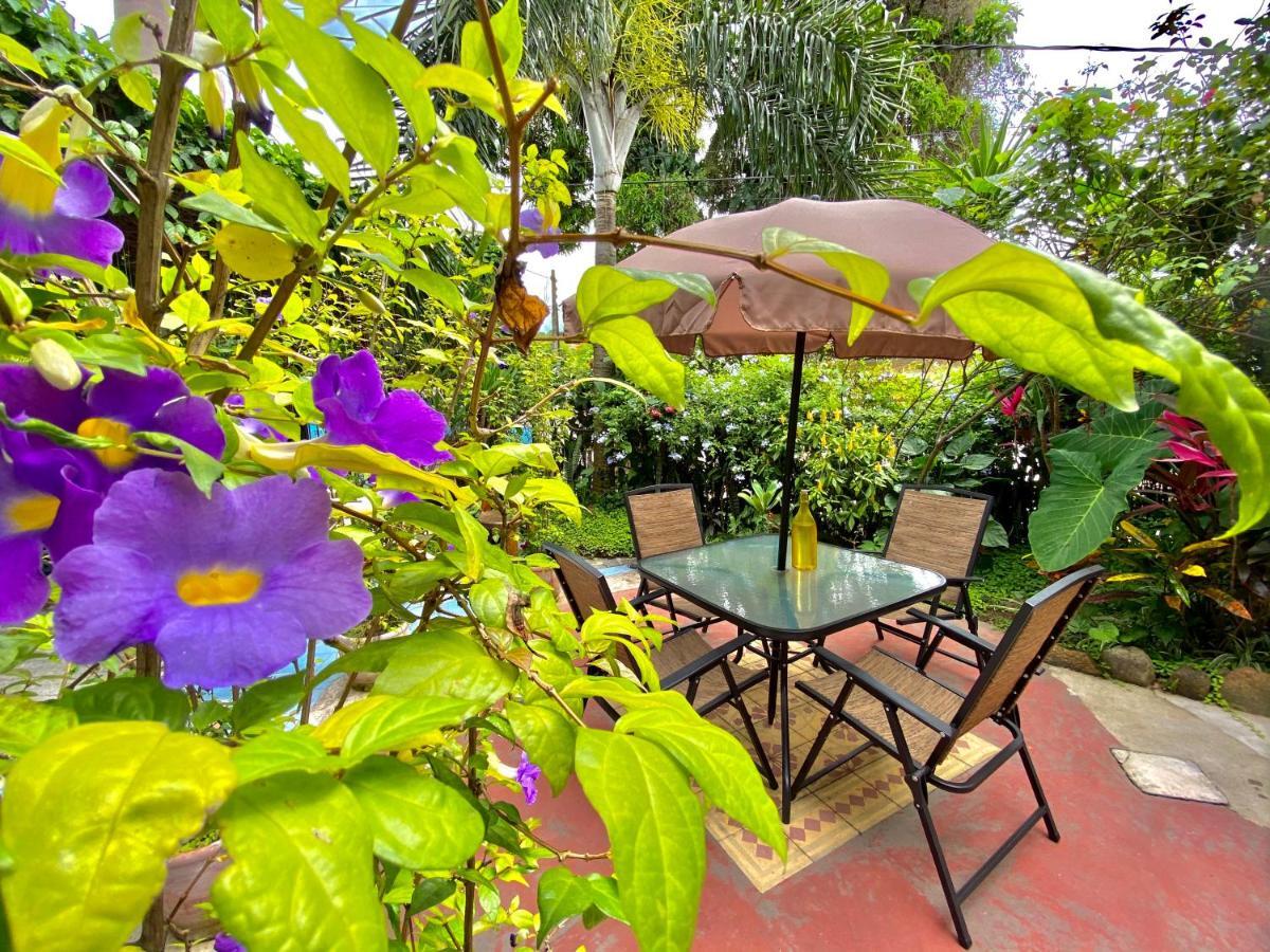 Vila Pequeá Ilhabela Esterno foto